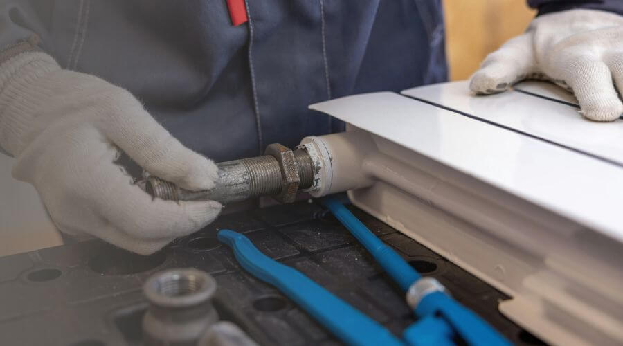 Expert burst pipe repair services in Guernsey, WY